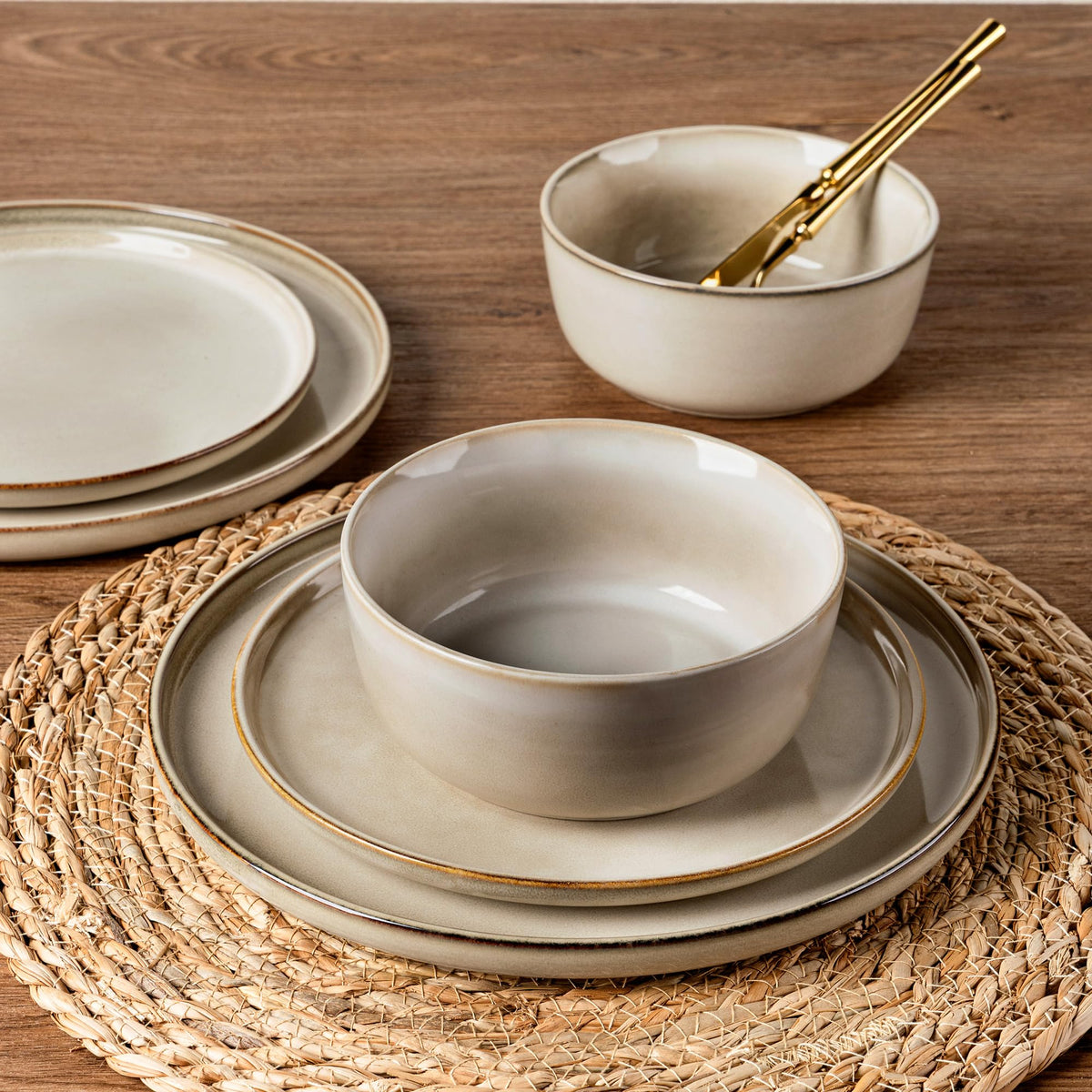 Woosline Stoneware Dinnerware Set – Reactive Glaze, Service for 8